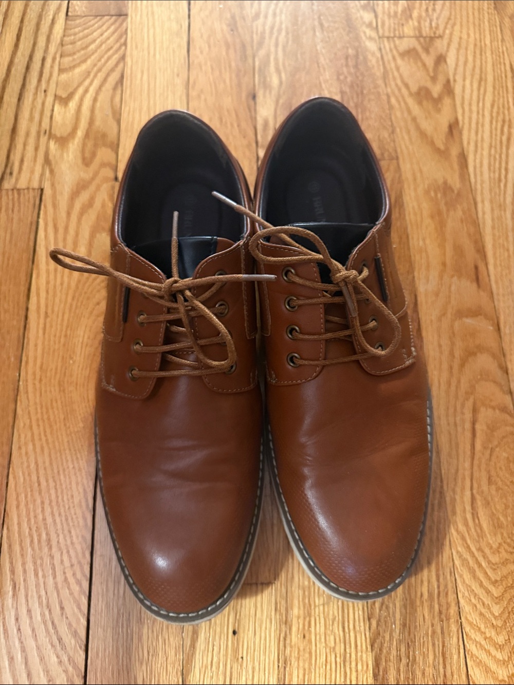Classic Oxford Lace-Up Dress Shoes